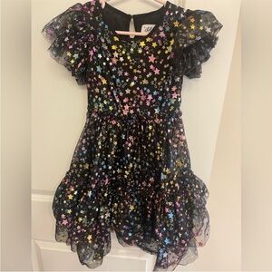 Lola and the boys star dress